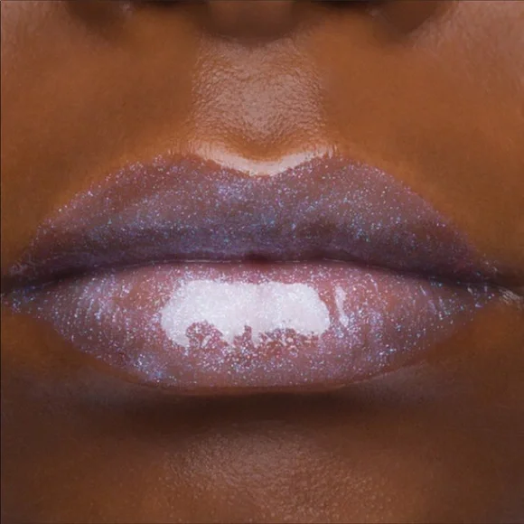 Stila Beauty Boss Plumping Lip Gloss WHITESPACE - Picture 3 of 13